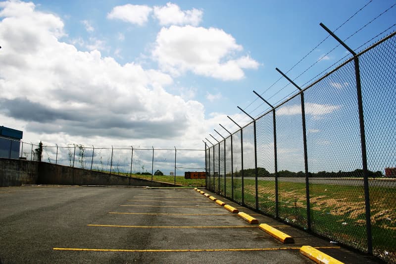 barb wire fencing for parking lot